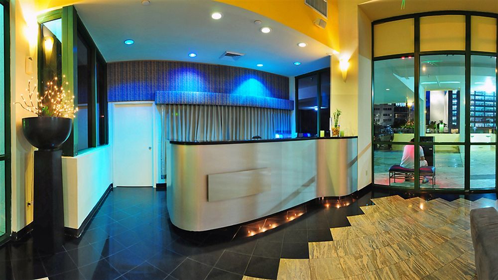 Casablanca West Tower Hotel North Bay Village Exterior foto