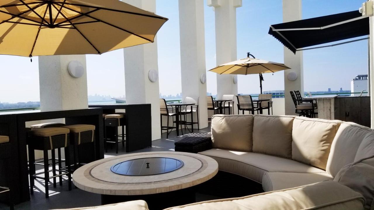 Casablanca West Tower Hotel North Bay Village Exterior foto